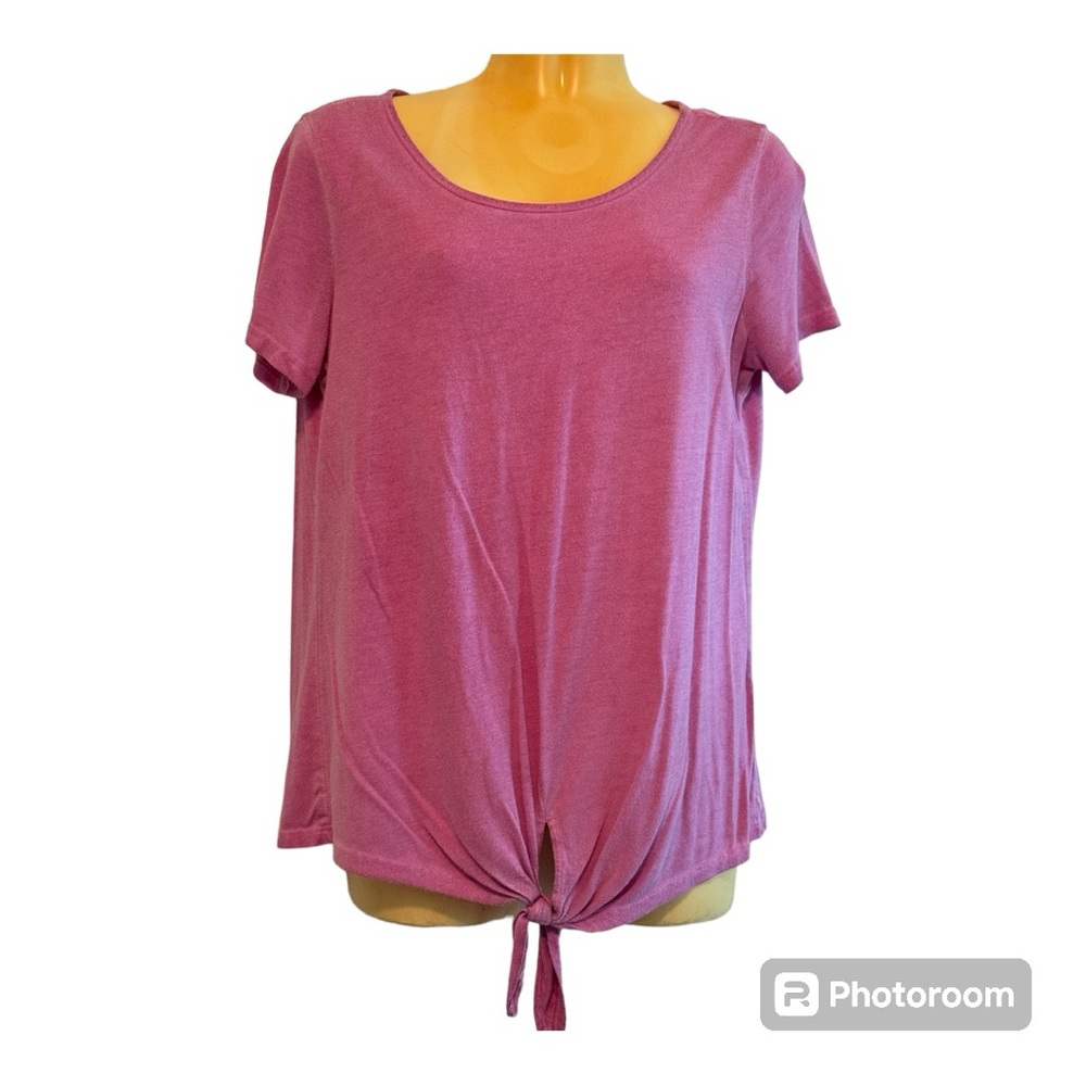Francesca’s Alyah Pink Top TIE FRONT  Barbiecore Medium Rayon/Polyester EUC
